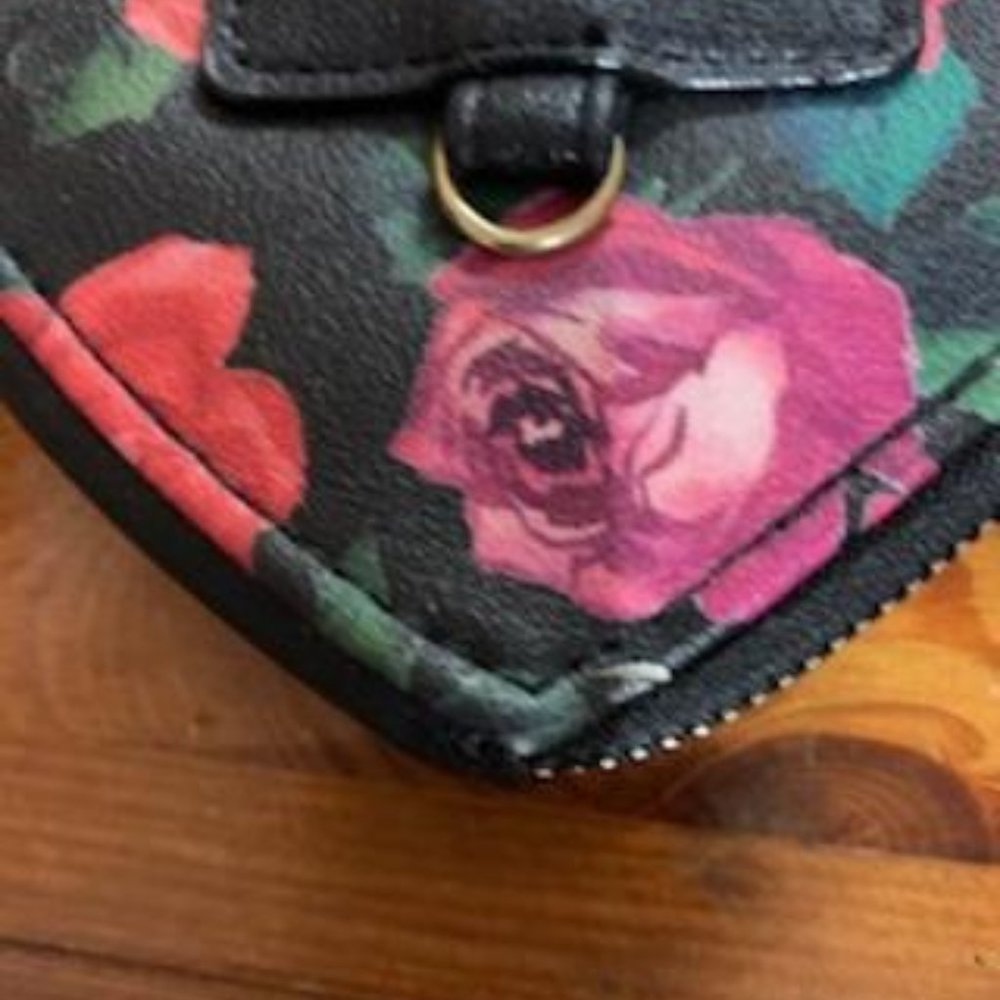 Juicy Couture School Charm heart Shaped coin purse